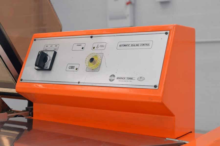 Lot #115: 1996 MiniPack FM 76 Semi-Automatic Shrink Wrap Machine - WireBids